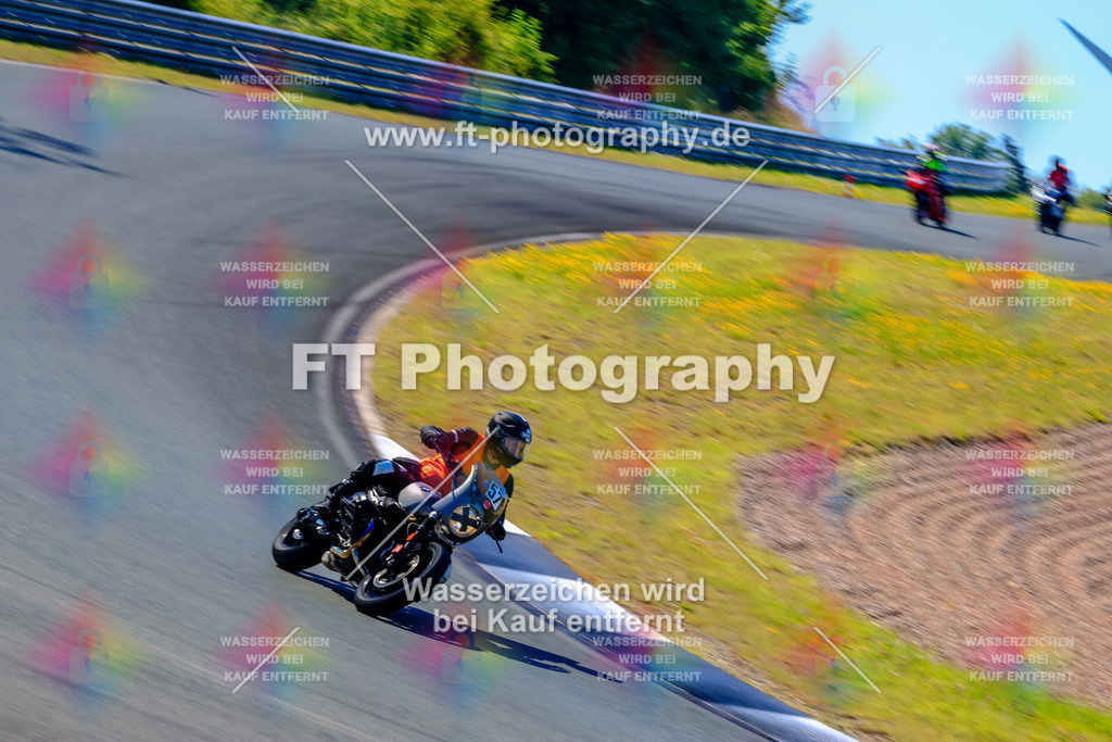 _TCM5671 | Hier findet Ihr Bilder von Touristenfahrten auf der Nürburgring Nordschleife oder von anderen Veranstaltungen die ich besucht habe. Viel Spass beim Durch Schauen 