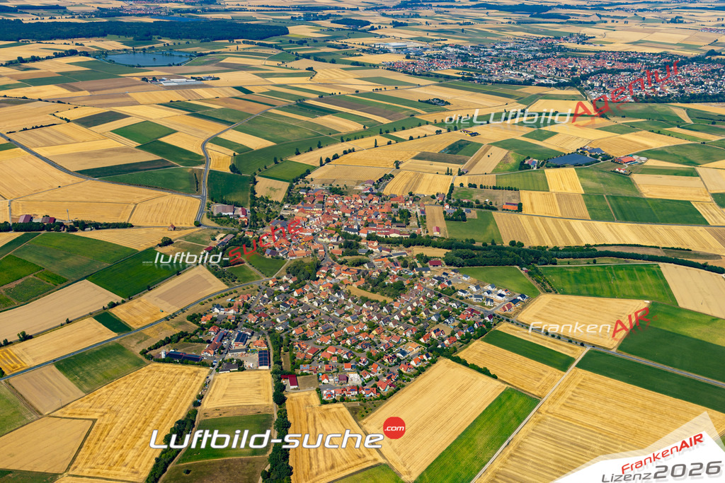 Das Luftbild der Stadt Frankenwinheim wurde 2022 vom Flugzeug heraus erstellt (keine Drohnen-Aufnahmen) Aufnahmehöhe ca.450 Meter- hohe Bildauflösung und Druck-Qualität. Garantiert!