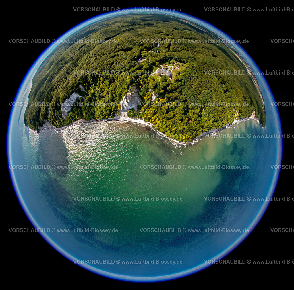 Ruegen12083173JasmundKoenigsstuhl1 | Luftbild, Kreidefelsen, Nationalpark Jasmund, Grosse Stubbenkammer, Kleind Stubbenkammer, Königsstuhl, Aussichtsplattform, Fischaugenlinse, fisheyeobjektiv, rundes Bild,  Sassnitz, Insel Rügen, Mecklenburg-Vorpommern, Deutschland, Europa
