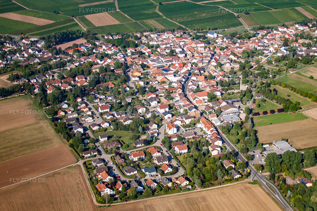 Luftbild: Dorfansicht im Ortsteil Bosenheim in Bad Kreuznach im Bundesland Rheinland-Pfalz in Deutschland. Foto: IMG_44478.jpg vom 20.08.2011 durch Werner Riehm/FLY-FOTO.de