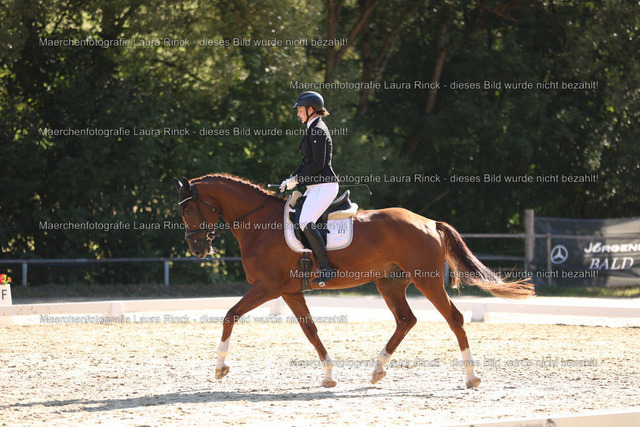 HG9A9546 | laurarinckfotografie - Realisiert mit Pictrs.com