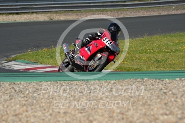 2024_07_09_PBK_61577 | Sportfotografie; SlowMotion; Video; Rennstrecke; Hafeneger; Speer; Racing; RSE; BMW; CBO; Trackday; Motorsportarena; Hockenheimring; Brno; Most; Barcelona; Valencia