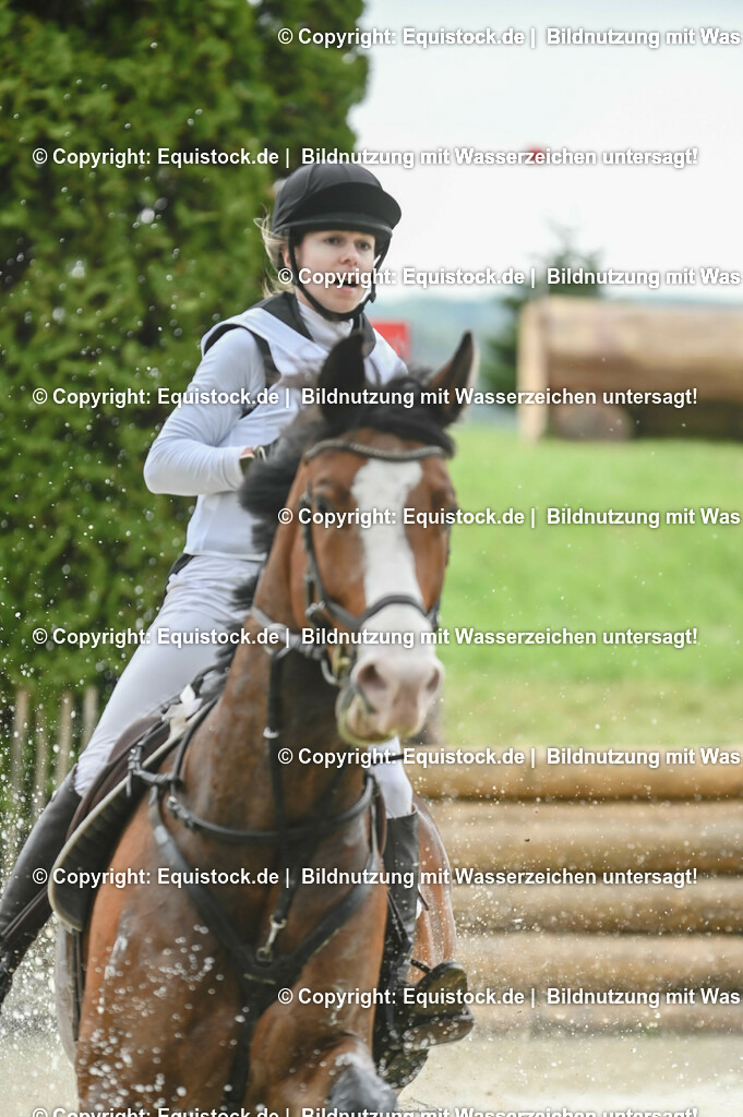 20230513_CCI2_Section2_Gelände_0469 | equistock