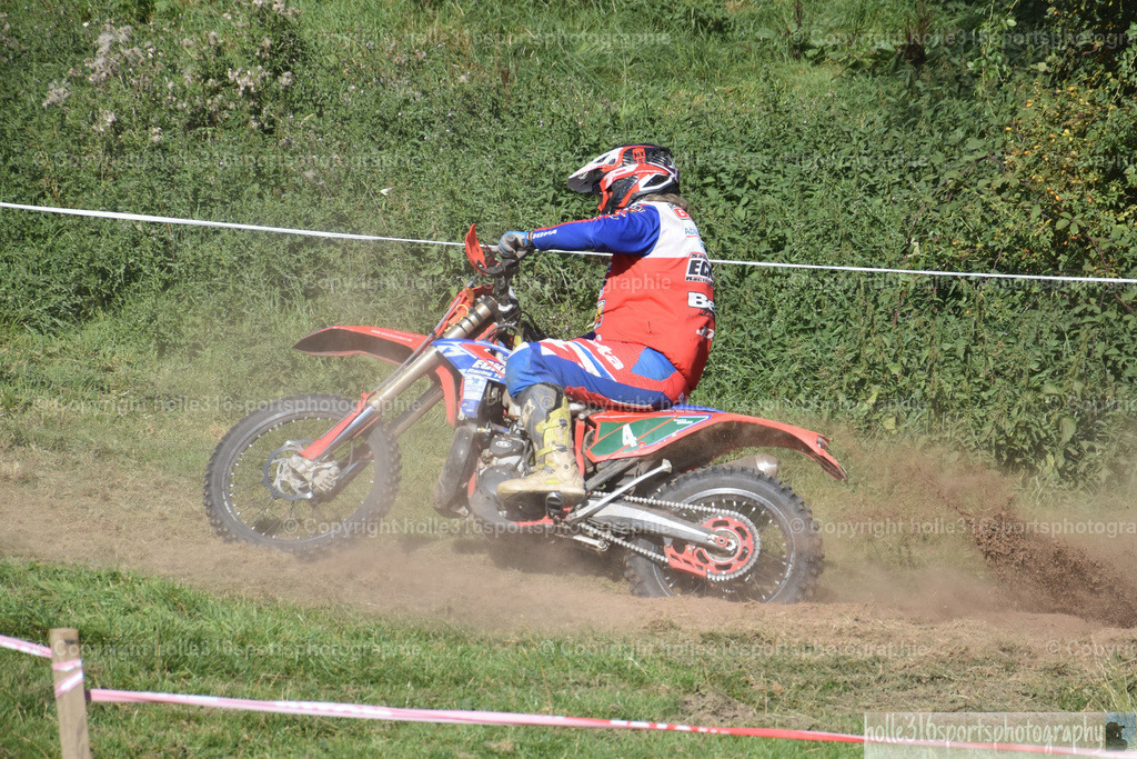 DSC_0154 | Sportfotografie , Motorsport, Motoross, Reitsport, Mointainbike, Enduro,
Landschaft , Outdoor, Eventfotografie, Landschaft, Bilder online bestellen - Realisiert mit Pictrs.com