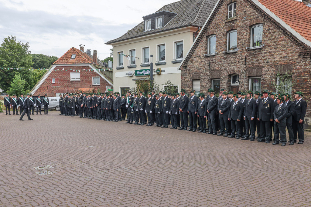 top-top.de 20240706-007 | Foto, Video, Fotografie, Videografie, Fotobox, DJ, Discjockey, Musik, Musikbox, Veranstaltung, Photobooth, Amazon, Ebay, Buchtipp, Bestseller, Autor, Verlag, Buch, Wesel, Hamminkeln, NRW, Dinslaken, Rees, Drohne, Hochzeit, Party, Fotobox, Wesel, Fotograf