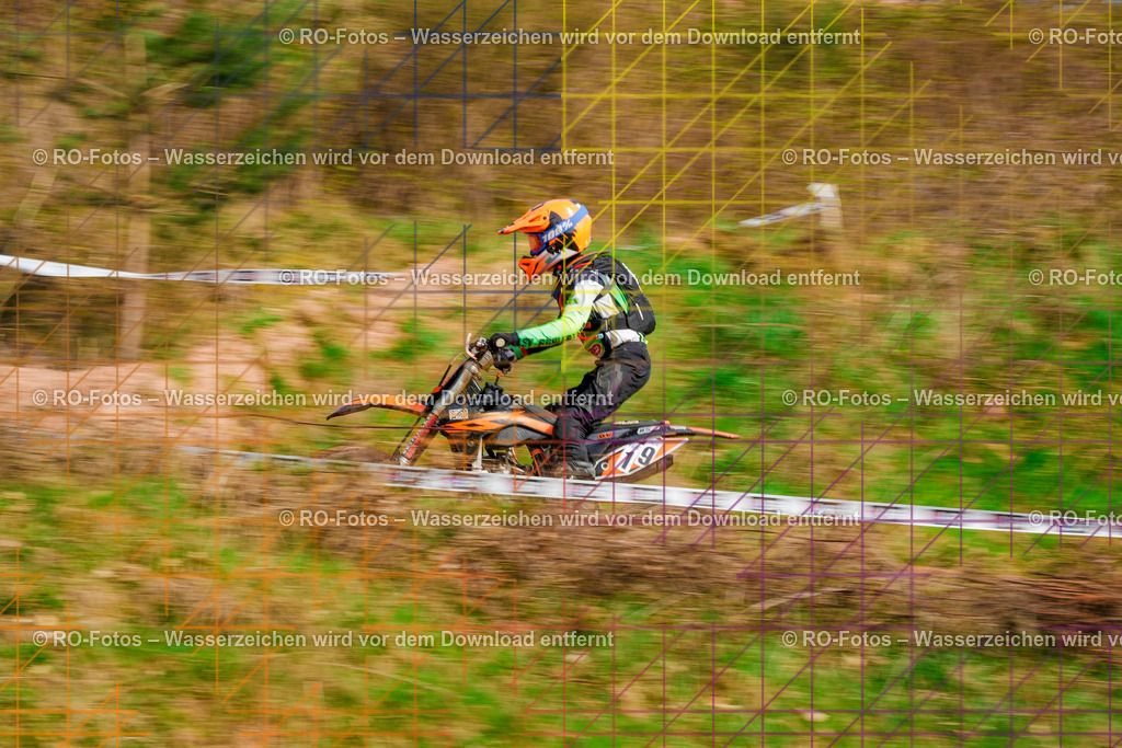 1 2 Lauf Mernes-284 | Sportfotografie von RO-Fotos: Motorsport, Motocross, Enduro, Laufveranstaltungen und Triathlon. Professionelle Fotos von Sportlern und Events. - Realisiert mit Pictrs.com