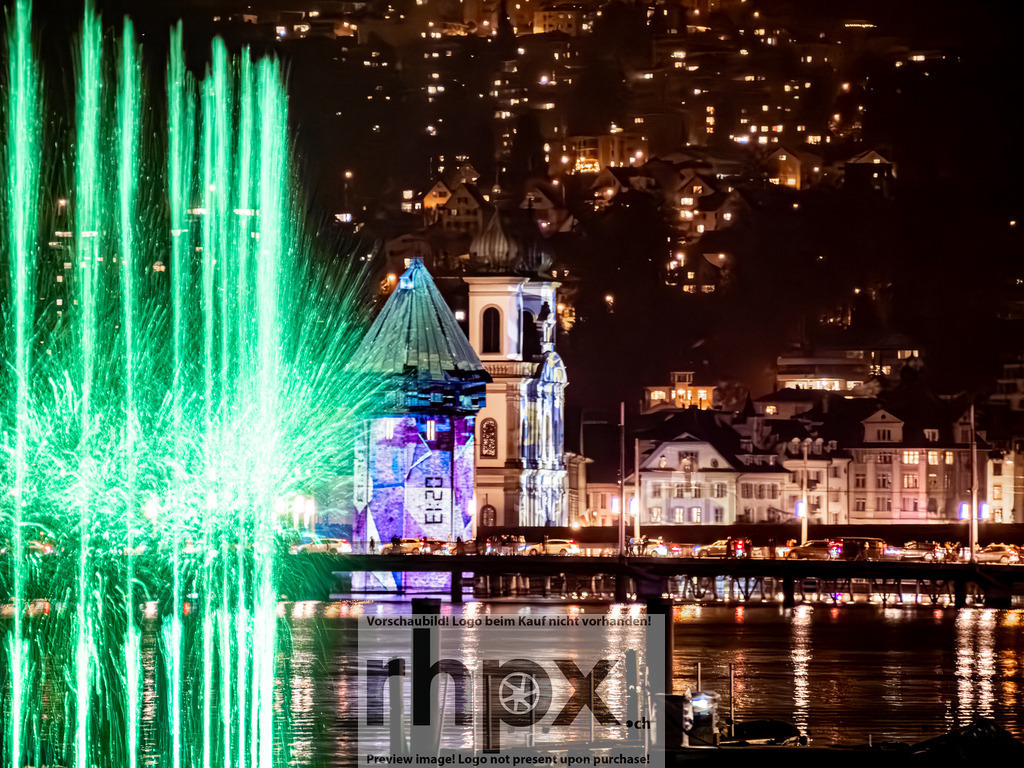 Lilu Lichtvestival 2026 | Stimmungsvolle Fotokunst aus Luzern. Erlebe den Pilatus, den See und die Stadt Luzern in exklusiven Aufnahmen in der Fotogalerie & Shop. - Realisiert mit Pictrs.com