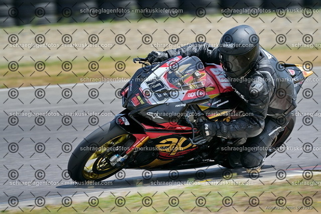 25bt04-1430 | markuskiefer.com - Realisiert mit Pictrs.com