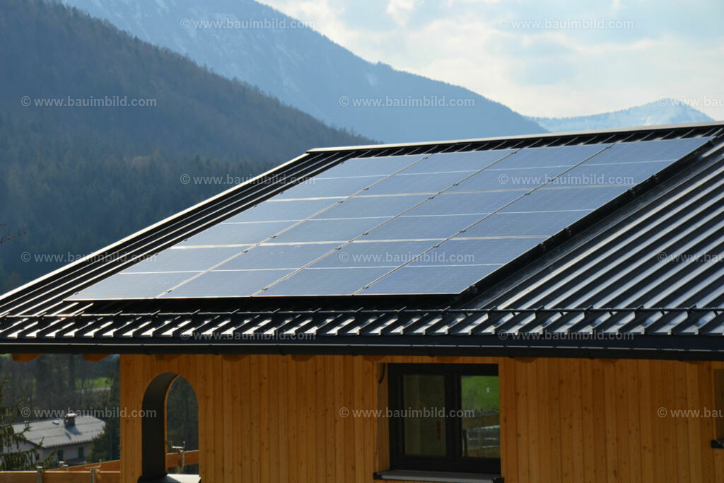 bib-lg17-elektroinstallation-0218 | Nach LV-Leistungsgruppen sortierte Detailfotos über den Bau eines Hauses. Alle Hausbau-Bilder direkt vom Urheber und Autor der Website Haus-Selber-Bauen.com