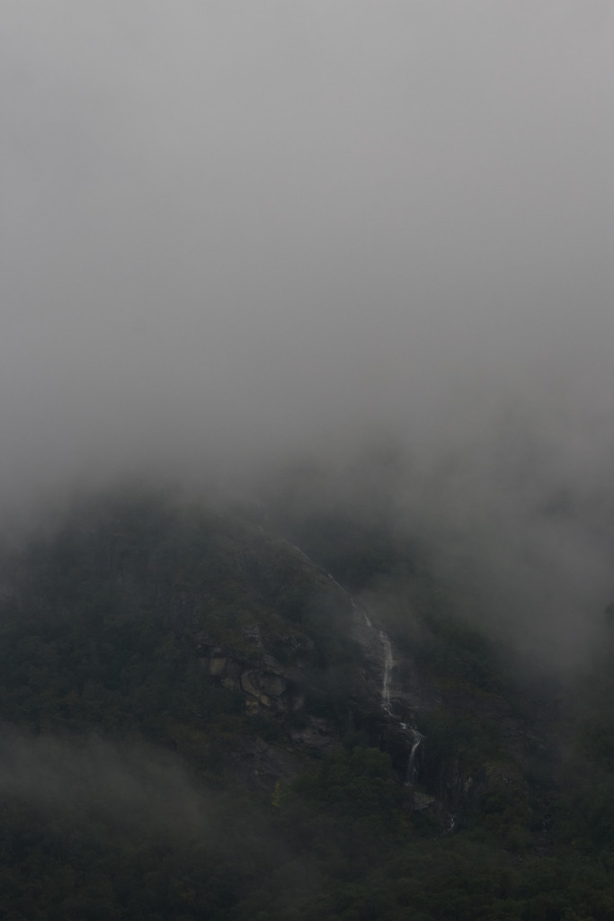 Wasserfall im Nebel | Landschaftsbilder-MV - Realisiert mit Pictrs.com