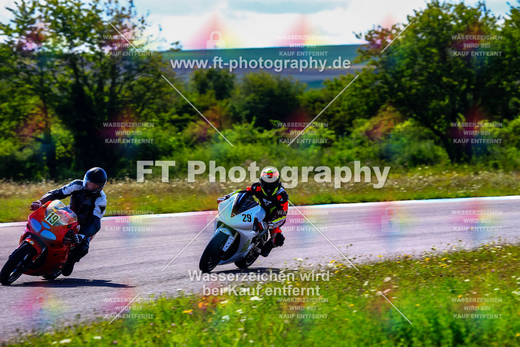 029-5660 | Hier findet Ihr Bilder von Touristenfahrten auf der Nürburgring Nordschleife oder von anderen Veranstaltungen die ich besucht habe. Viel Spass beim Durch Schauen 