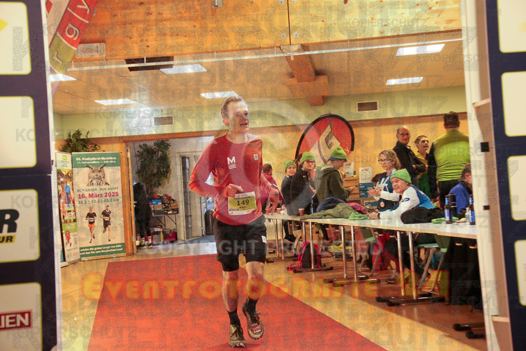 241208_1225_EX1_7635 | Sportfotografie im Rhein-Sieg Kreis, Köln, Bonn, NRW, Rheinland Pfalz, Hessen, etc. Unser Tätigkeitsfeld umfasst den Laufsport vom Volkslauf über den Marathon, Duathlon, Triathon bis zum Ultralauf wie Kölnpfad Ultra oder Schindertrail.