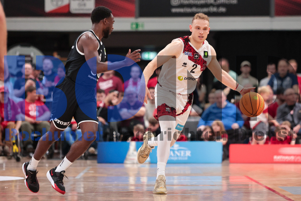 SES_LEVWOL20250525-56 | bond - Realisiert mit Pictrs.com