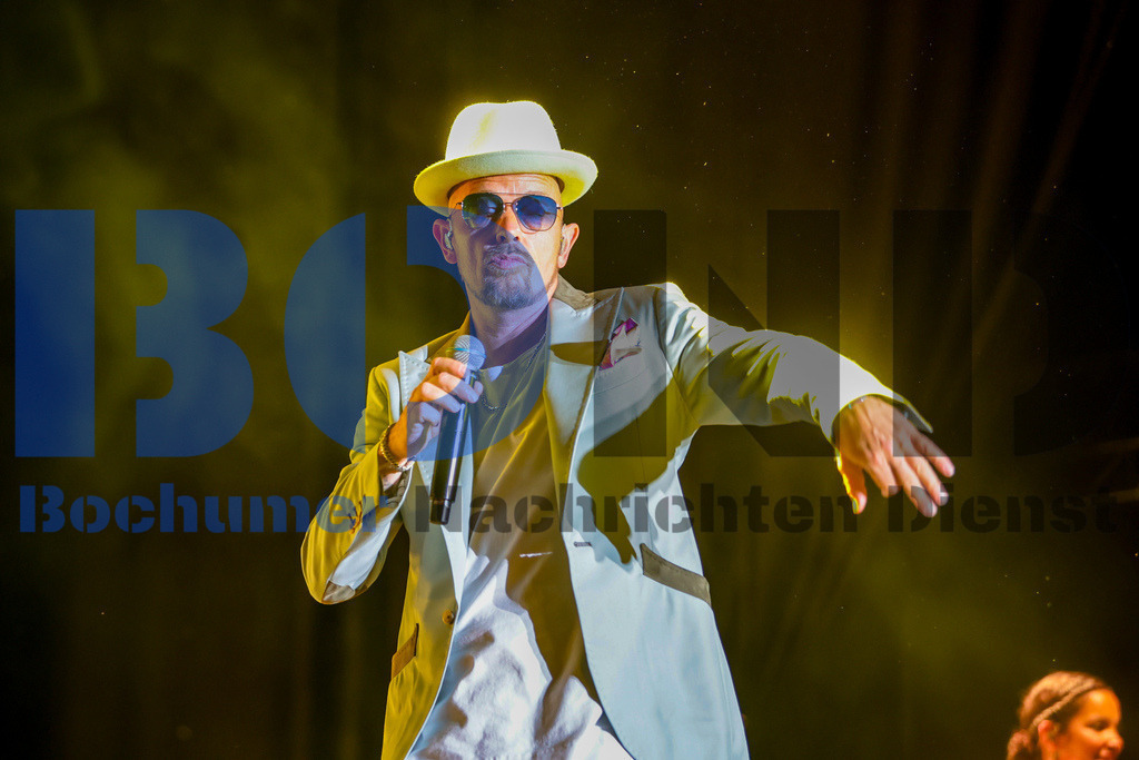 Zeltfestival Ruhr 2024 - Jan Delay  {date} -  | {headline}(Foto: Sebastian Sendlak / BOND) - Realisiert mit Pictrs.com