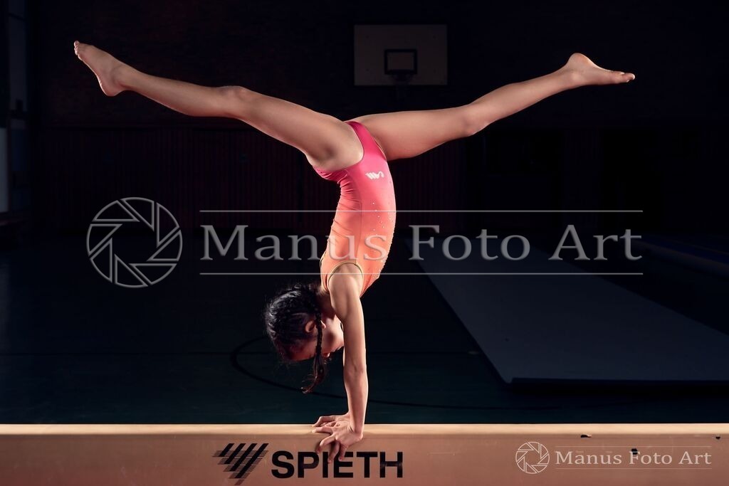 B-DSC00126 | Professionelle Sportfotografie in Hamburg, Schleswig-Holstein und Niedersachsen – spezialisiert auf Rhönrad, Geräteturnen, Leistungsturnen und rhythmische Sportgymnastik. Bundesweite Begleitung von Rhönrad-Events. Jetzt Sport-Fotos - Realisiert mit Pictrs.com