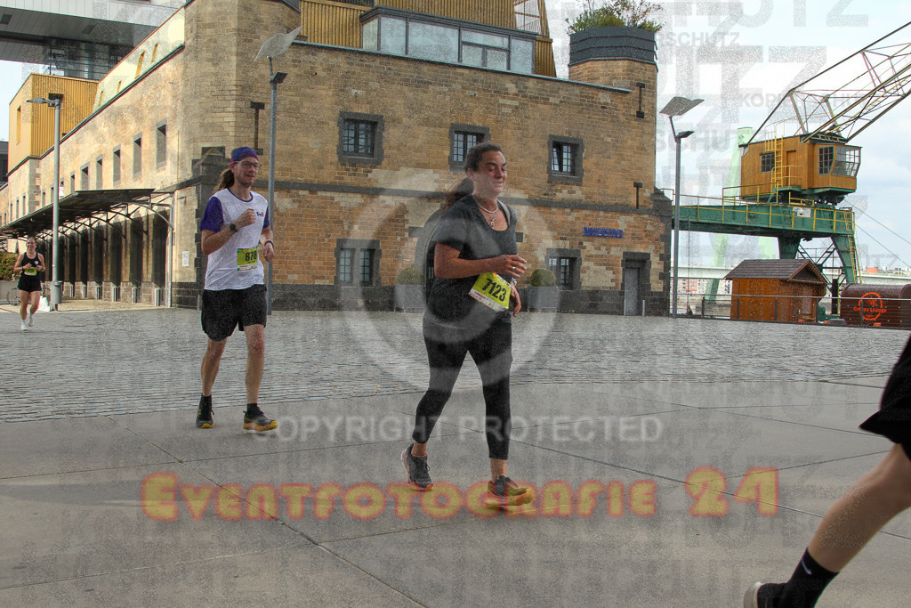 250920_1532_EV4_9078 | Sportfotografie im Rhein-Sieg Kreis, Köln, Bonn, NRW, Rheinland Pfalz, Hessen, etc. Unser Tätigkeitsfeld umfasst den Laufsport vom Volkslauf über den Marathon, Duathlon, Triathon bis zum Ultralauf wie Kölnpfad Ultra oder Schindertrail.
