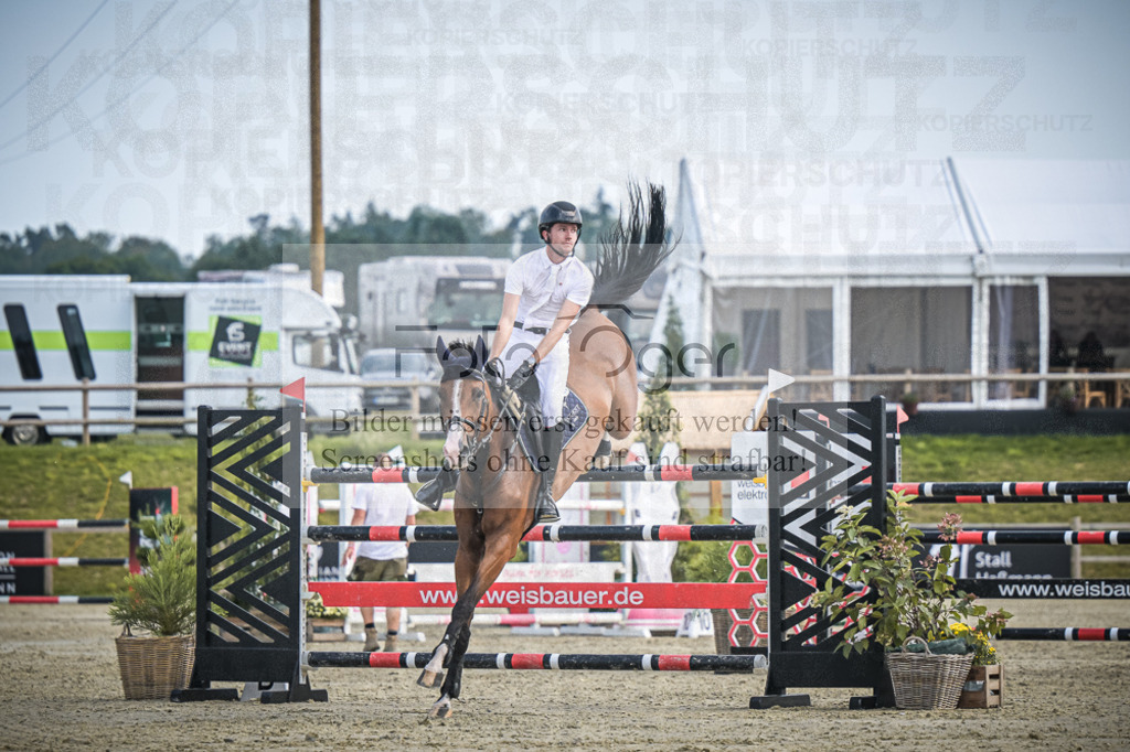 DOS_0577 | Entdecke hochwertige Reitturnierfotos von Foto Oger. Professionell, emotional und authentisch – jetzt Lieblingsmomente im Shop bestellen.Deutschlandweite Turnierfotografie. - Realisiert mit Pictrs.com