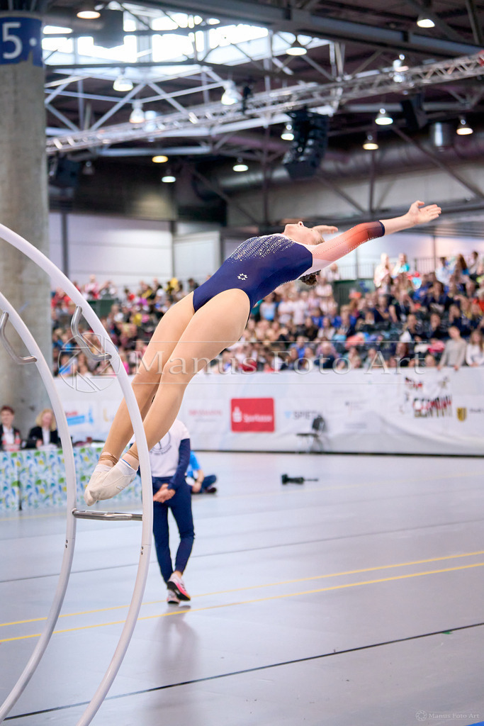 A-DSC04957 | Professionelle Sportfotografie in Hamburg, Schleswig-Holstein und Niedersachsen – spezialisiert auf Rhönrad, Geräteturnen, Leistungsturnen und rhythmische Sportgymnastik. Bundesweite Begleitung von Rhönrad-Events. Jetzt Sport-Fotos - Realisiert mit Pictrs.com
