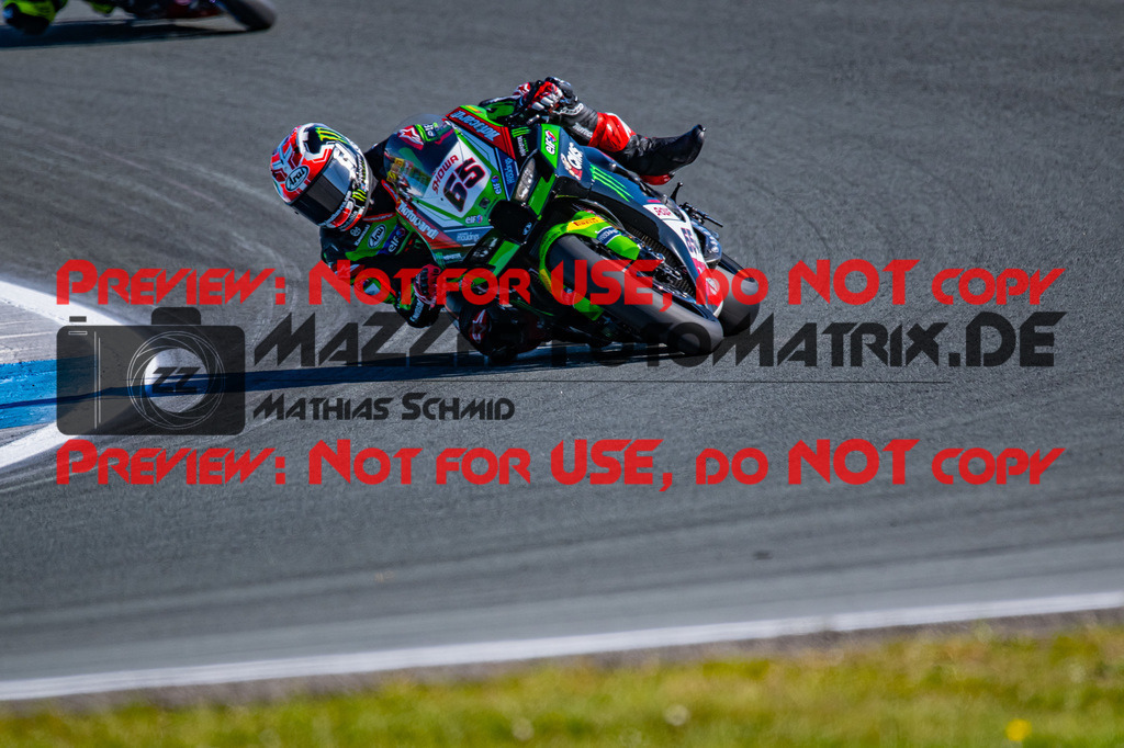 MaZZes_Fotomatrix-220422-93717 | Fotograf Mathias Schmid
Sportfotograf,
Eventfotograf,
Hochzeitsfotograf,
Portraitfotograf