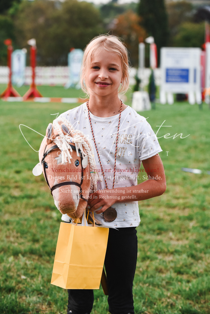 DSC_4804 | Pferde- und Turnierfotografie in Westsachsen. Pferdeportraits, Auftragszeichnungen und intuitive Kunst.