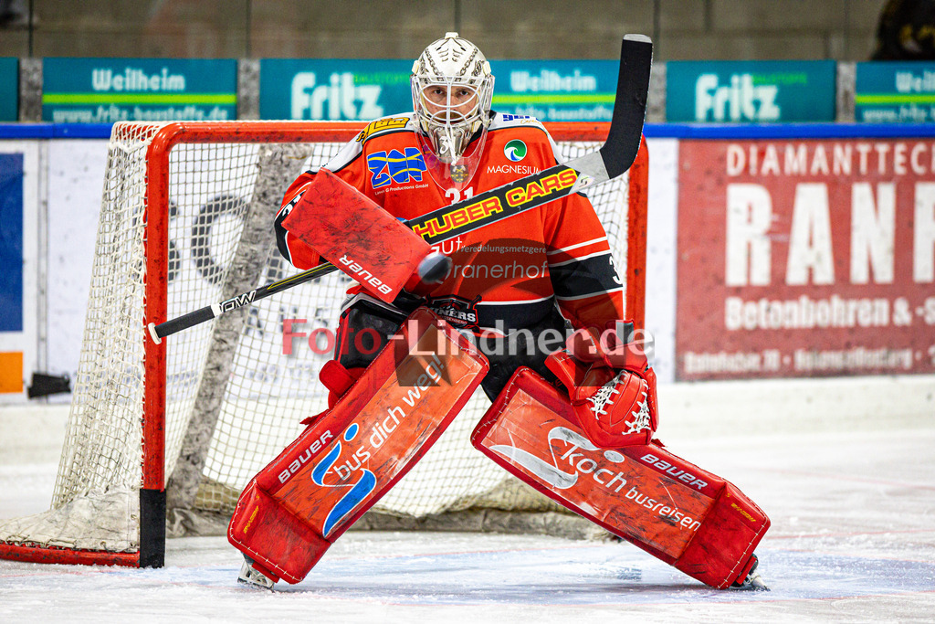 TSV Peißenberg MINERS gegen EHC Königsbrunn PINGUINE | Eishockey Bayernliga Herren Playoffs Viertelfinale 2024/25 - Spiel 6 von 7, TSV Peißenberg MINERS gegen EHC Königsbrunn PINGUINE, 20250221,Korbinian SERTL (MINERS Goali 31) in Aktion, Freisteller,2025-02-21 in Peißenberg (Eisstadion Peißenberg)Korbinian SERTL (MINERS Goali 31)Copyright: WolfgangxLindner foto-lindner.de