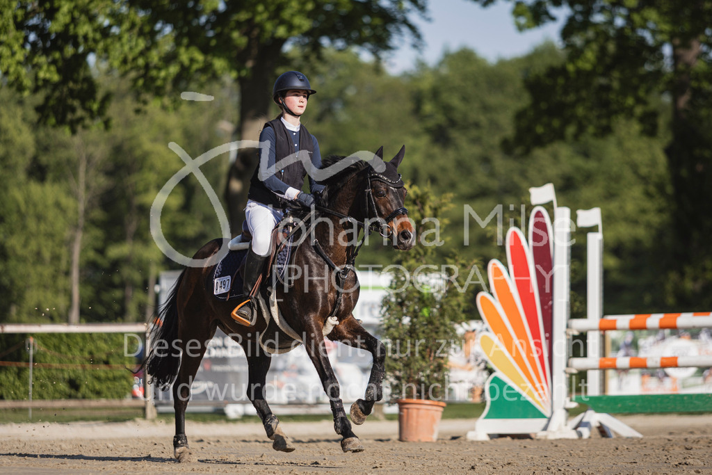 250501_MünsterHandorf_PonyTrophy-249 | Deine schönsten Turniermomente als professionelle Fotos! Entdecke hochwertige Pferdesport-Fotografie im Online-Shop. Jetzt Fotos finden & bestellen!