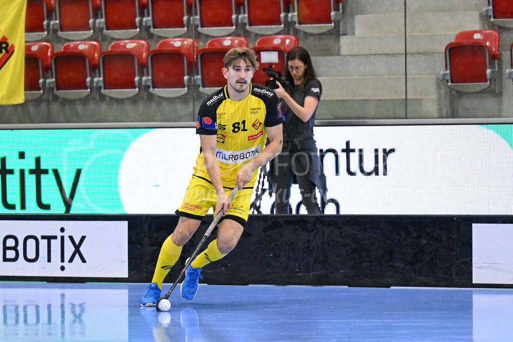 HC Rychenberg vs Floorball Köniz - 18. Dezember 2022 | HC Rychenberg vs Floorball Köniz
AXA Arena, Winterthur
Tim Aeschimann (#81 HC Rychenberg).
Bild: Sportfotografie Markus Aeschimann | www.markus-aeschimann.ch - Realisiert mit Pictrs.com