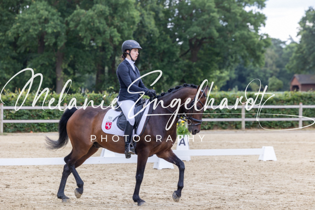7I8A3828 | melanie-engelhardt-photography - Realisiert mit Pictrs.com