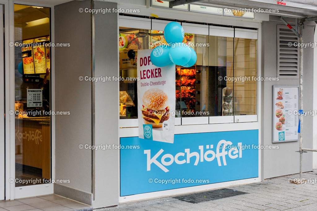 Deutschland_ Baden-Wuerttemberg_ Goeppingen_ 17.01.2025-11 | 17.01.2025, Deutschland, GER, Baden-Wuerttemberg, Goeppingen, im Bild Themenbild, Stadtansichten, Kochloeffel, Bistro, Fastfood, Restaurant, Kiosk, Speisen, Eingang, Ausgang, Schild, Logo, Werbung, Reklame