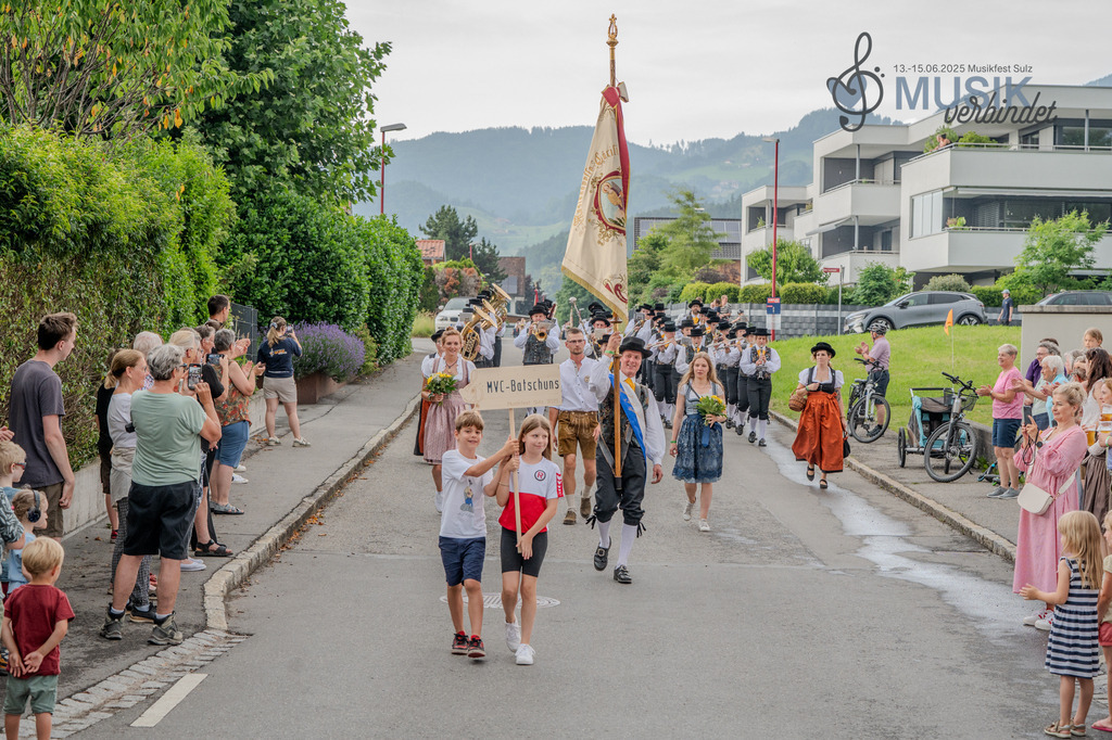 DSC_4217 | "Fussifoto.com – Ihr Ansprechpartner für hochwertige Fotografie! Entdecken Sie kreative Bilder und professionelle Dienstleistungen. Kontaktieren Sie uns für Ihre Projekte!"