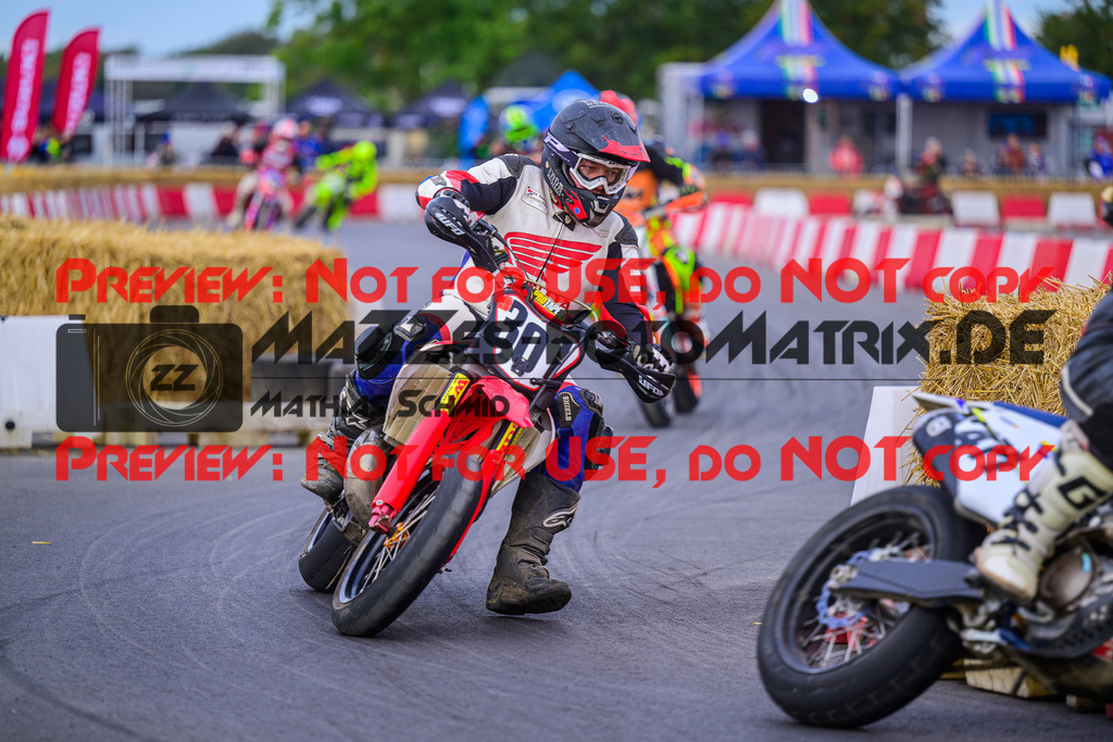 MaZZes_Fotomatrix_20241006_6021986_6866 | SUPERMOTO