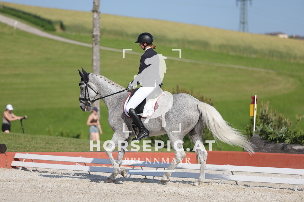 0P6A8791 | Willkommen bei Brunnmayr - Design & Fotografie – Ihrem Spezialisten für Reitturniere und Pferdeveranstaltungen in Oberösterreich, Salzburg und Bayern! Seit über 17 Jahren sind wir leidenschaftlich dabei.
