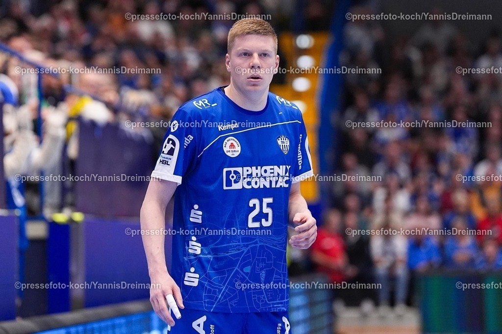 xYDRx05112501192 | 05.11.2025, xydrx, Handball, Achtelfinale DHB Pokal, TBV Lemgo Lippe - VfL Gummersbach, PHOENIX Contact-Arena: Niels Versteijnen (TBV Lemgo Lippe #25)