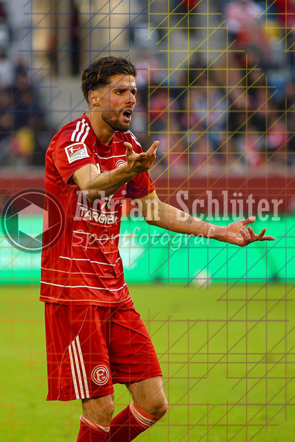 10.04.2026, GER, Fussball, Herren, 2. BL, Saison 2025/2026, Fortuna Düsseldorf - Holstein Kiel | Anouar El Azzouzi (Fortuna Düsseldorf) gestikuliert, Gestik 