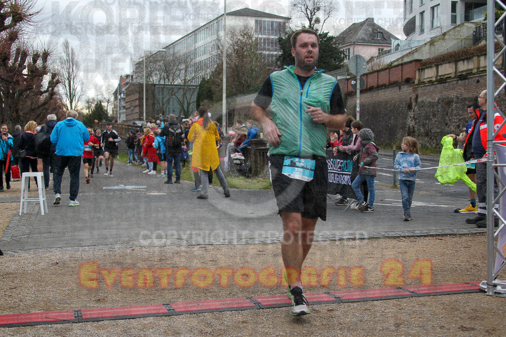 221231_1158_EV4_8221 | Sportfotografie im Rhein-Sieg Kreis, Köln, Bonn, NRW, Rheinland Pfalz, Hessen, etc. Unser Tätigkeitsfeld umfasst den Laufsport vom Volkslauf über den Marathon, Duathlon, Triathon bis zum Ultralauf wie Kölnpfad Ultra oder Schindertrail.