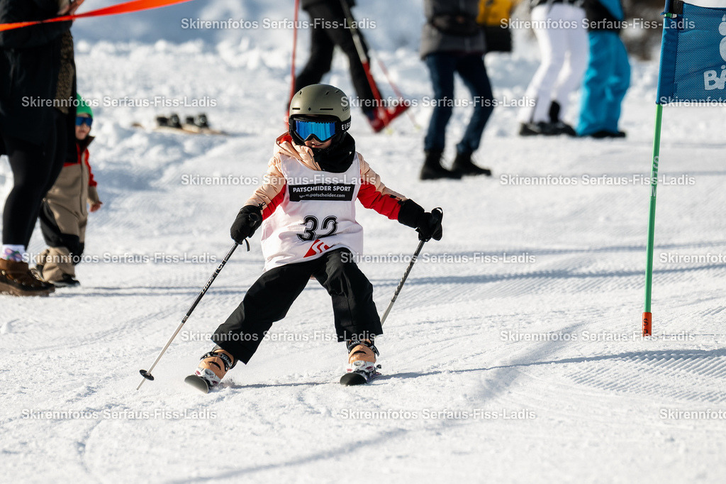 SRS_12.12.2025_0110 | SRS_12.12.2025_0110 - Realisiert mit Pictrs.com