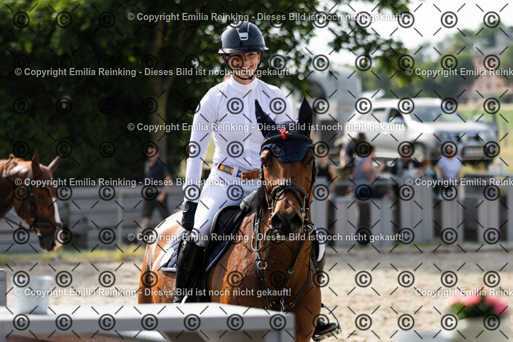 CL5A4423 | Emilia Reinking Fotografie - Realisiert mit Pictrs.com