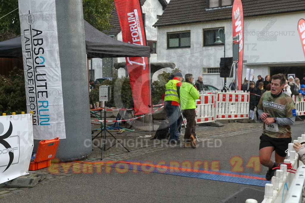 221127_1212_EV9_3365 | Sportfotografie im Rhein-Sieg Kreis, Köln, Bonn, NRW, Rheinland Pfalz, Hessen, etc. Unser Tätigkeitsfeld umfasst den Laufsport vom Volkslauf über den Marathon, Duathlon, Triathon bis zum Ultralauf wie Kölnpfad Ultra oder Schindertrail.
