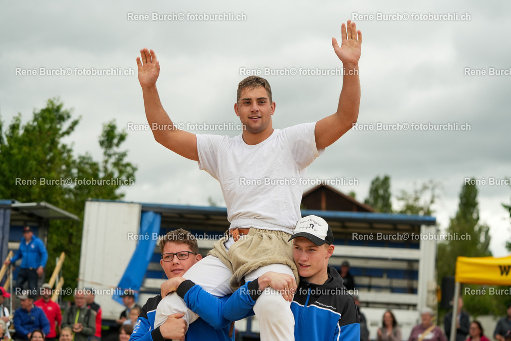 Waser Kevin | René Burch leidenschaftlicher Fotograf aus Kerns in Obwalden.  Hier finden sie Sport, Landschaft und Natur Fotografie.
 - Realisiert mit Pictrs.com
