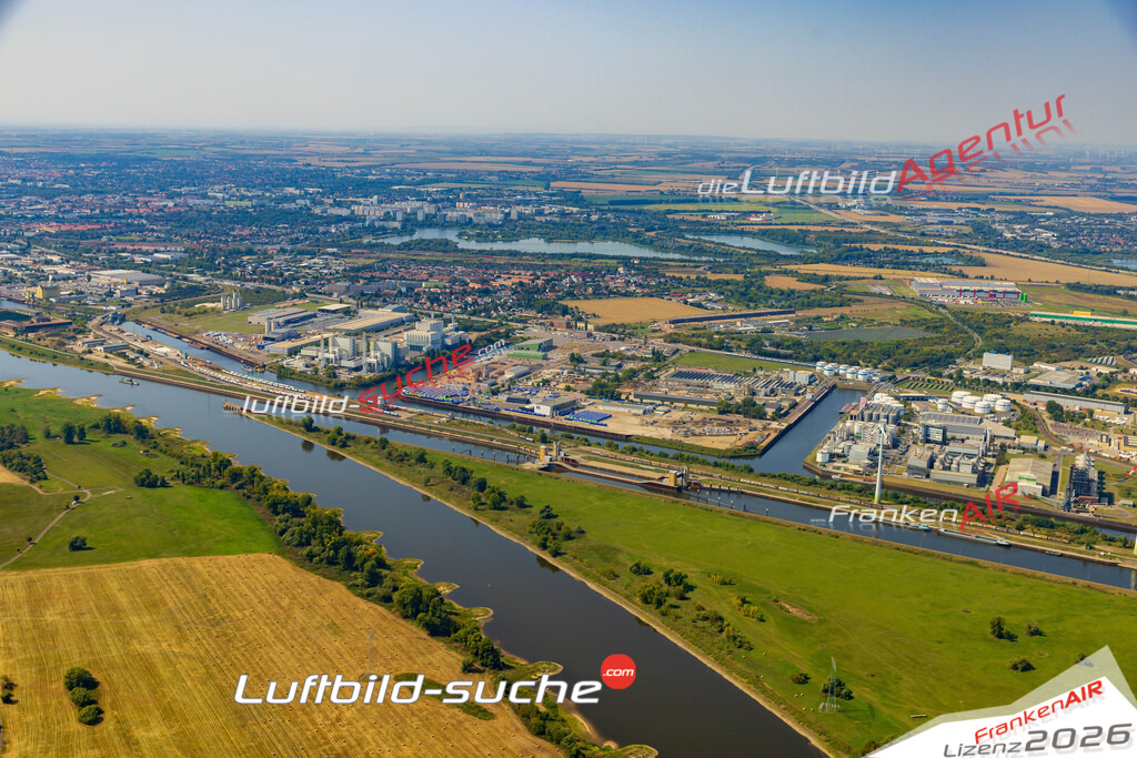 Luftaufnahme  Magdeburg - Die Luftaufnahme wurde 2025 vom UL-Flugzeug heraus erstellt ( ohne Drohne ) - Hochauflösende Luftaufnahme - für professionelle Ausdrucke geeignet. Die Geschenkidee !Mit Lizenz und Bildrechte bestellbar