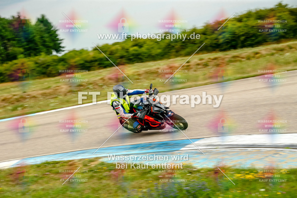 Chambley Juli-1403 | Hier findet Ihr Bilder von Touristenfahrten auf der Nürburgring Nordschleife oder von anderen Veranstaltungen die ich besucht habe. Viel Spass beim Durch Schauen 