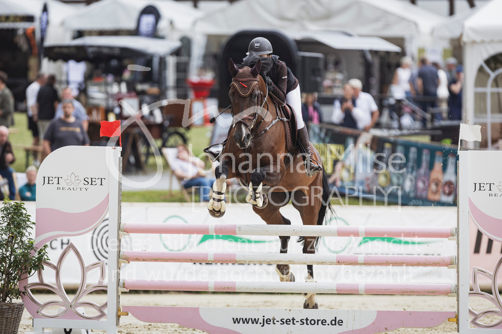 250710_BHO_Stil-L-1-186 | Deine schönsten Turniermomente als professionelle Fotos! Entdecke hochwertige Pferdesport-Fotografie im Online-Shop. Jetzt Fotos finden & bestellen!