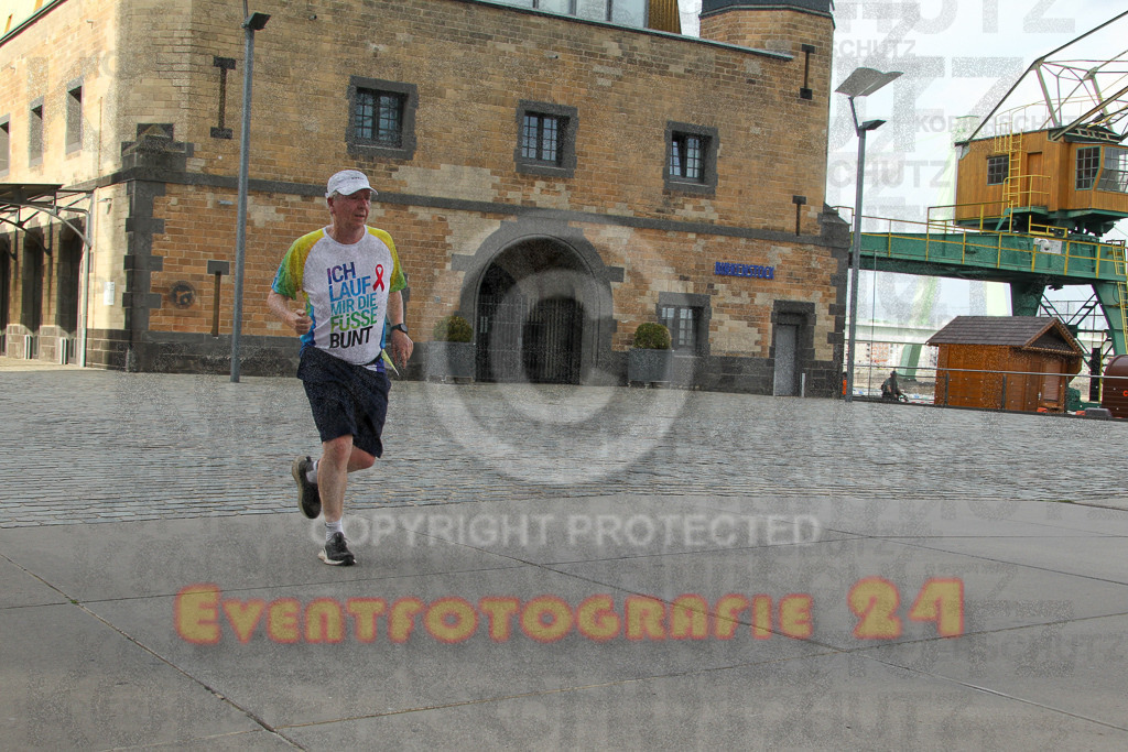 250920_1536_EV4_9259 | Sportfotografie im Rhein-Sieg Kreis, Köln, Bonn, NRW, Rheinland Pfalz, Hessen, etc. Unser Tätigkeitsfeld umfasst den Laufsport vom Volkslauf über den Marathon, Duathlon, Triathon bis zum Ultralauf wie Kölnpfad Ultra oder Schindertrail.