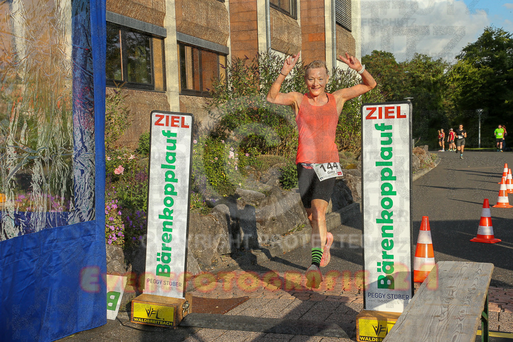 250801_1920_EX1_7670 | Sportfotografie im Rhein-Sieg Kreis, Köln, Bonn, NRW, Rheinland Pfalz, Hessen, etc. Unser Tätigkeitsfeld umfasst den Laufsport vom Volkslauf über den Marathon, Duathlon, Triathon bis zum Ultralauf wie Kölnpfad Ultra oder Schindertrail.