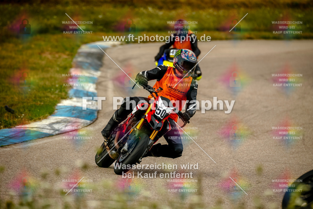 Chambley Juli-0884 | Hier findet Ihr Bilder von Touristenfahrten auf der Nürburgring Nordschleife oder von anderen Veranstaltungen die ich besucht habe. Viel Spass beim Durch Schauen 