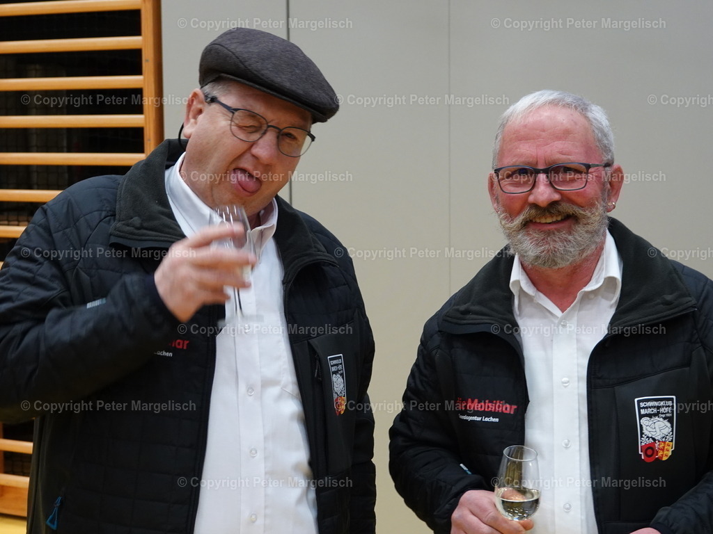 DSC05888 | Schwingen - Realized with Pictrs.com