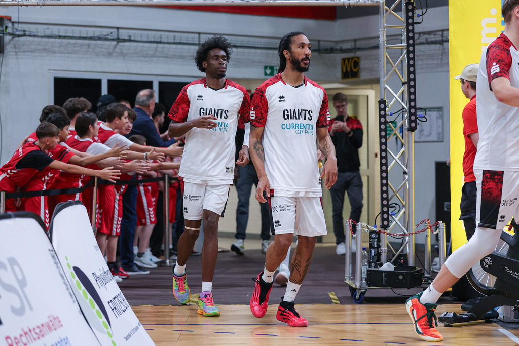 Pro A BAYER GIANTS vs BG Göttingen-50 | Fotos von Basketballspielen aus dem Raum NRW fotografiert von Gero Mueller-Laschet und Daniel Schaefer - Realisiert mit Pictrs.com