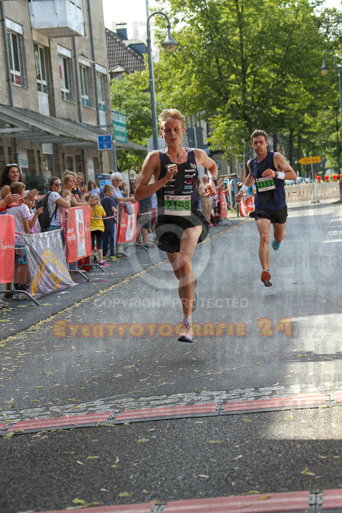 220625_1639_EX1_4798 | Sportfotografie im Rhein-Sieg Kreis, Köln, Bonn, NRW, Rheinland Pfalz, Hessen, etc. Unser Tätigkeitsfeld umfasst den Laufsport vom Volkslauf über den Marathon, Duathlon, Triathon bis zum Ultralauf wie Kölnpfad Ultra oder Schindertrail.