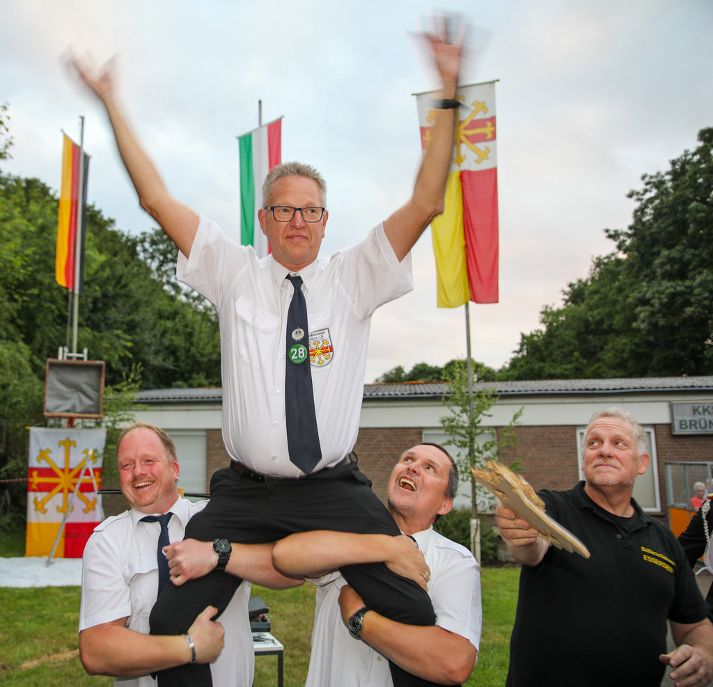 top-top.de-250627-129 | Foto, Video, Fotografie, Videografie, Fotobox, DJ, Discjockey, Musik, Musikbox, Veranstaltung, Photobooth, Amazon, Ebay, Buchtipp, Bestseller, Autor, Verlag, Buch, Wesel, Hamminkeln, NRW, Dinslaken, Rees, Drohne, Hochzeit, Party, Fotobox, Wesel, Fotograf