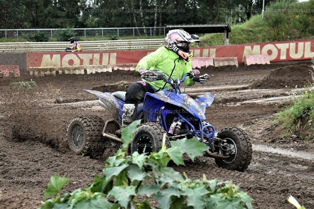 DSC_0130 (2) | Sportfotografie , Motorsport, Motoross, Reitsport, Mointainbike, Enduro,
Landschaft , Outdoor, Eventfotografie, Landschaft, Bilder online bestellen - Realisiert mit Pictrs.com